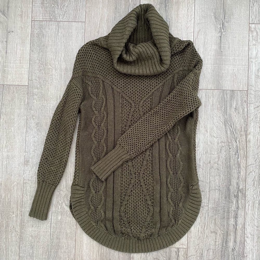 Olive Cable Knit Turtleneck / Cowl Neck Sweater